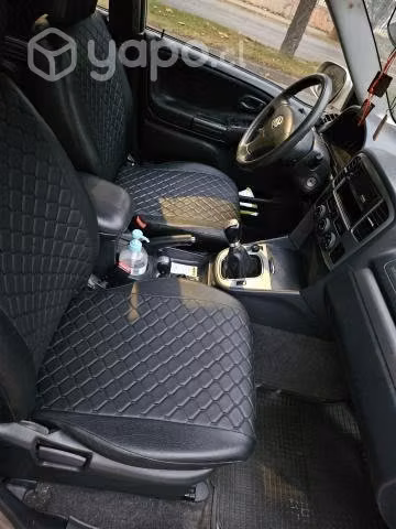 Suzuki grand nomade 2006