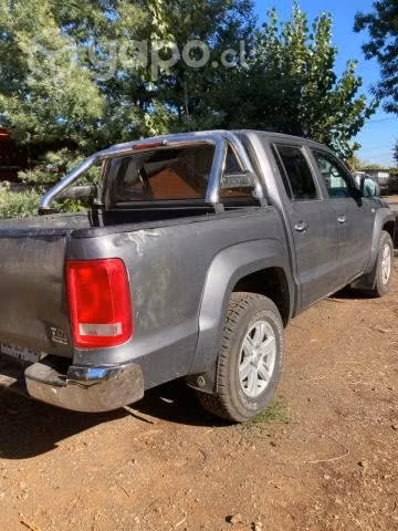 Volkswagen amarok 2011