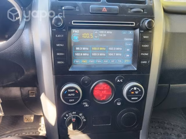 Suzuki grand nomade  2014