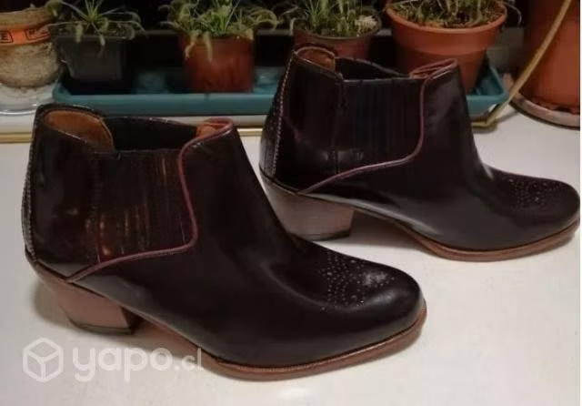 Botin De Cuero | Burdeo | N° 40 | Hecho En Chile