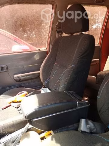 Vendo camioneta Toyota Hilux Año 93 4x4