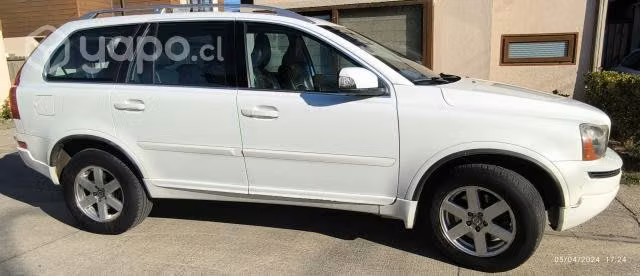 Volvo xc90 t5 awd 2013