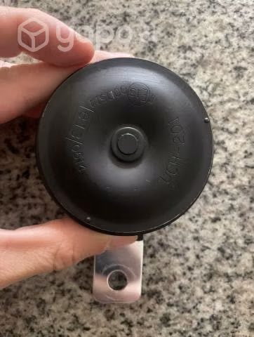 Bocinas originales Subaru - Imagen 2