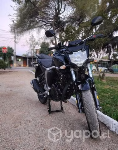 Se venve yamaha FZN150