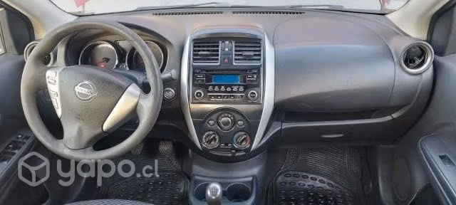 Vendo Nissan Versa 2017, versión full equipo - Imagen 5