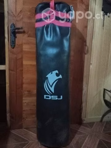 Saco de box mas guantes