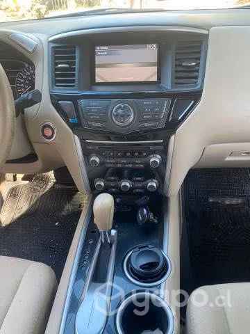 Nissan pathfinder 2015