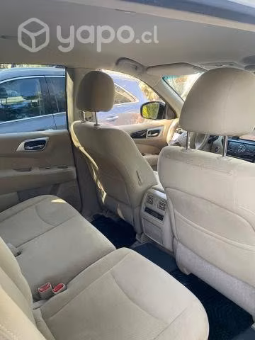 Nissan pathfinder 2015