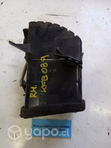 Rejilla Ventilacion (KFB089) Kia Frontier 2.5 2013