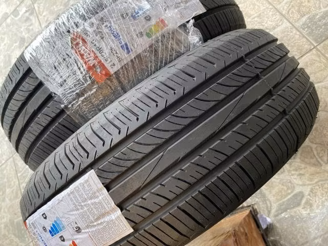 Neumáticos nuevos 215/60/16 - Imagen 3