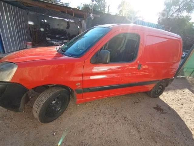 Vendo repuestos de Peugeot partner