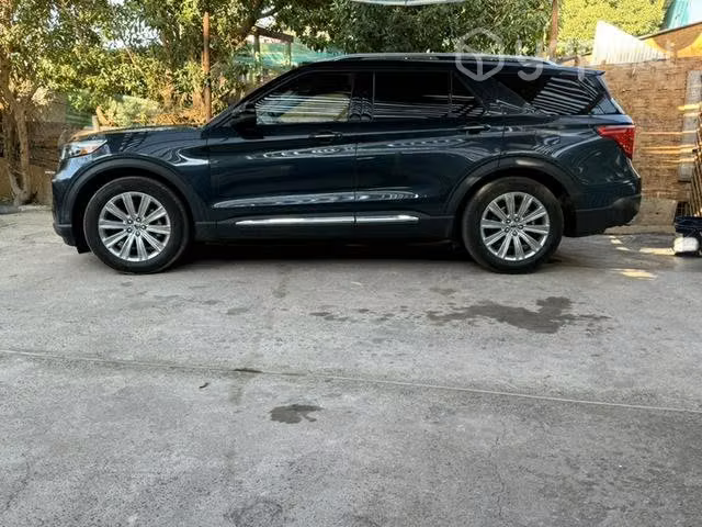 Ford explorer limited 2023 4x2