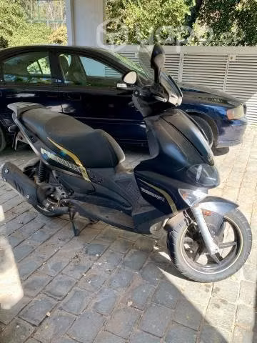 Moto Gilera Runner ST200