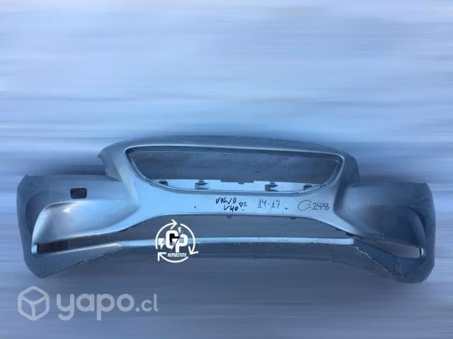 Parachoque delantero volvo v