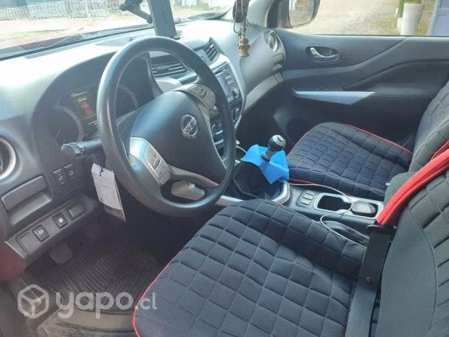 Nissan np300 2019 - Imagen 5