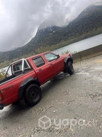 Vendo Nissan Terrano año 2011