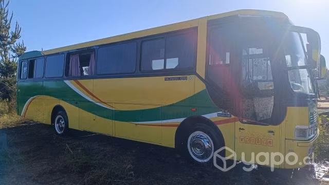 Vendo Bus en proceso de camperización