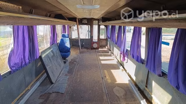Vendo Bus en proceso de camperización