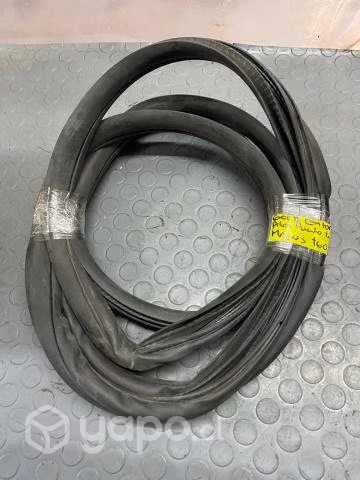 Gomo contorno pilar pta tras izq Maxus T60 2018