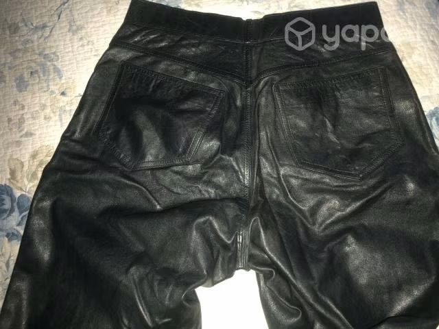 Pantalón de cuero II