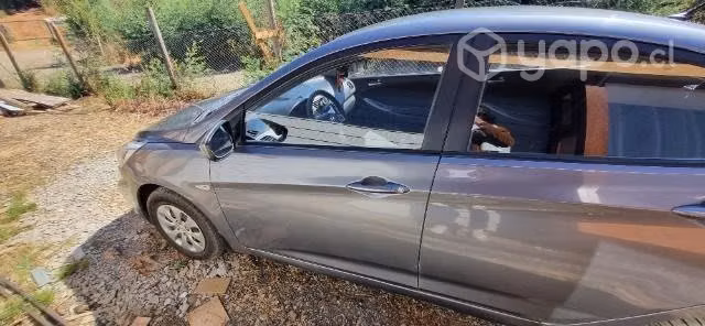 Vendo hyundai accent 2016 full 73.000 KM - Imagen 4