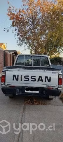 Nissan TERRANO 2011 2.4 LIBRE DE RESTRICCIÓN