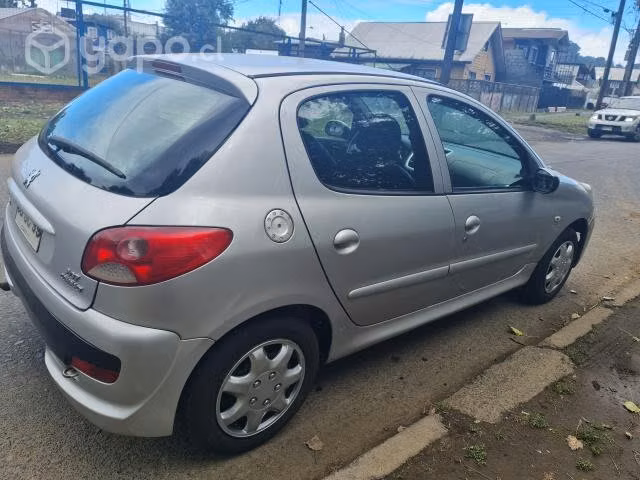 Peugeot 207 2012 diesel