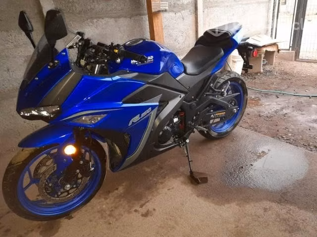 Vendo Motorrad corsa  2022
