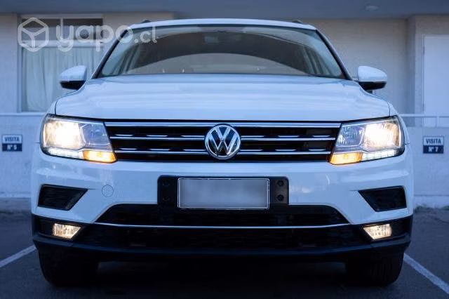 Volkswagen tiguan 2020 tsi at