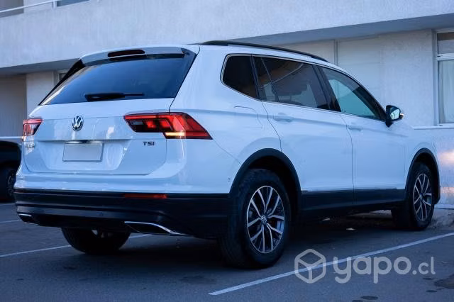 Volkswagen tiguan 2020 tsi at