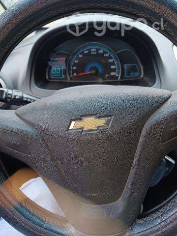 Vendo Chevrolet sail conversable papeles al día - Imagen 4