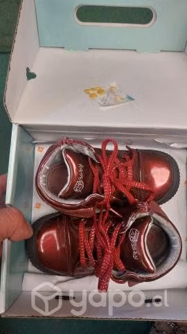 Zapatito niña