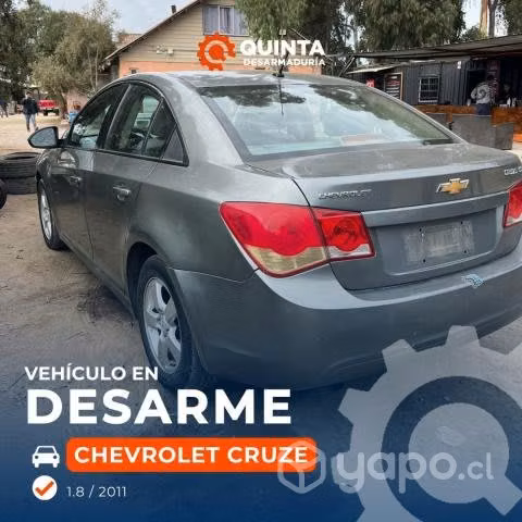 Entrando en Desarme CHEVROLET CRUZE 2011