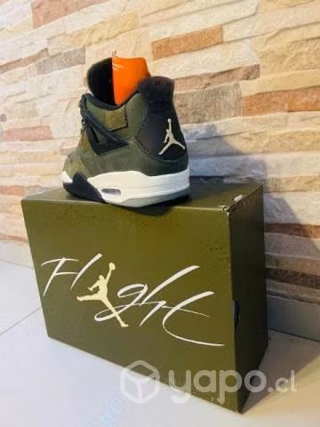 Retro 4 Olive