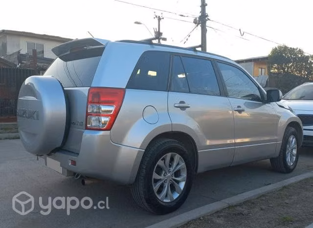 Suzuki grand nomade