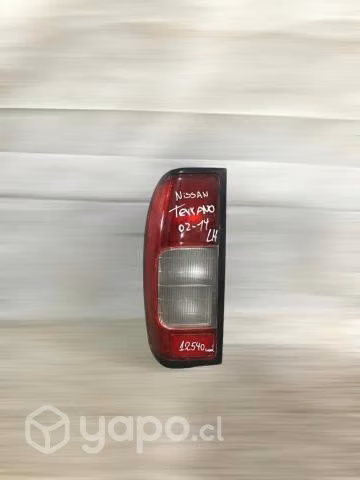 Foco trasero Lh Nissan Terrano 2002 2014