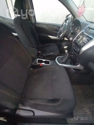 Camioneta Nissan NP 300 XE 2017 - Imagen 4