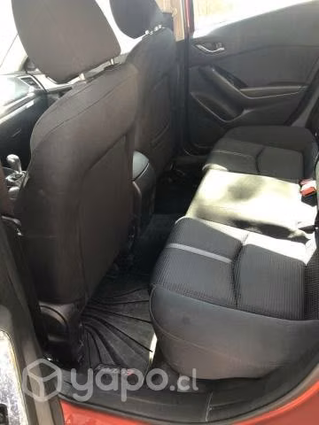 MAZDA 3 2018 Rojo Cristal - Imagen 6