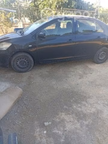 TOYOTA YARIS GL, colectivo