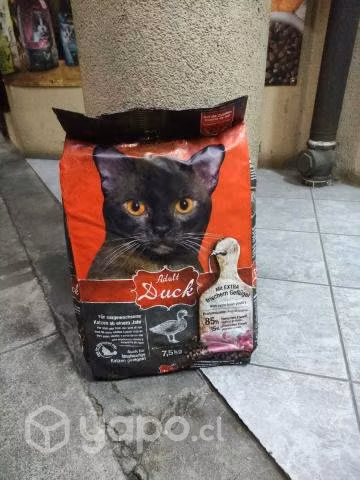 Oferta en Alimento Gato Leonardo Pato
