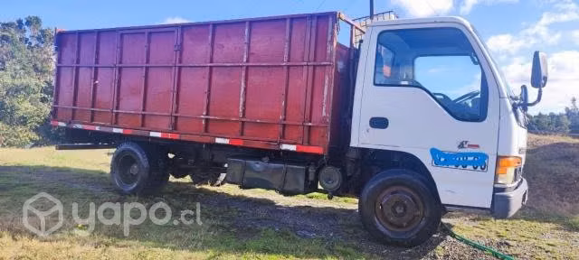 Vendo camion chevrolet nkr 3.1 3500 kg