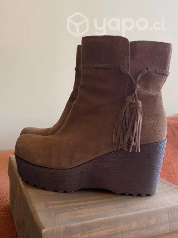 Vendo botines carducci 38