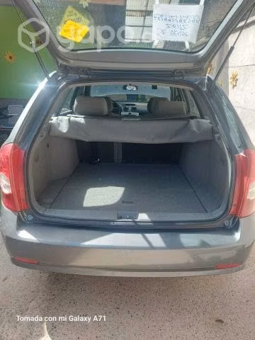 Chevrolet optra xl 2012
