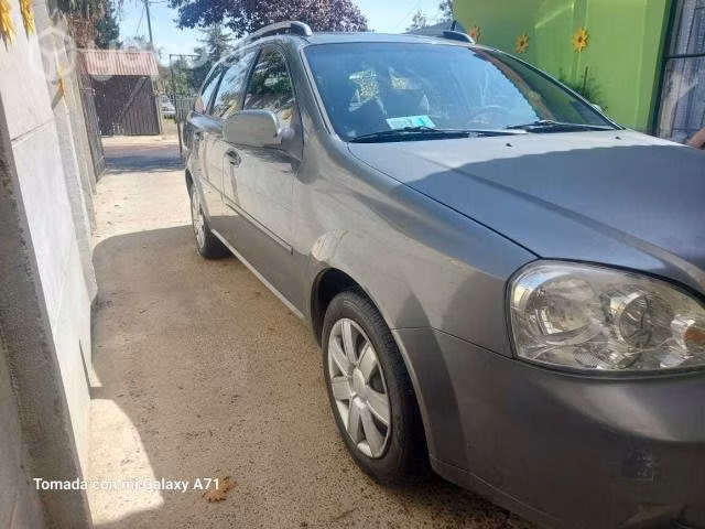 Chevrolet optra xl 2012