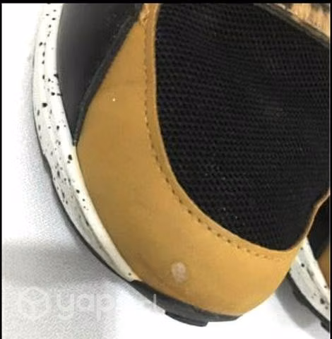 Zapatilla 100% Sintética Marca Cosmos N*39