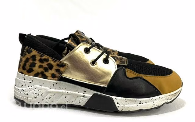 Zapatilla 100% Sintética Marca Cosmos N*39