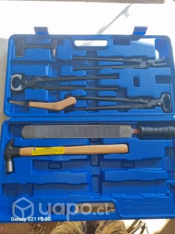 o Set de Herraje Mustad Completo