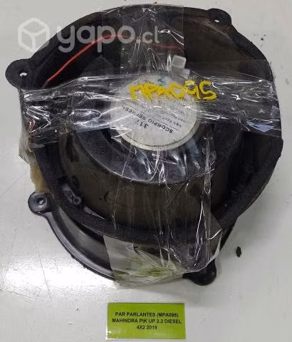 Par Parlantes (MPA095) Mahindra Pik UP 2.2 2019