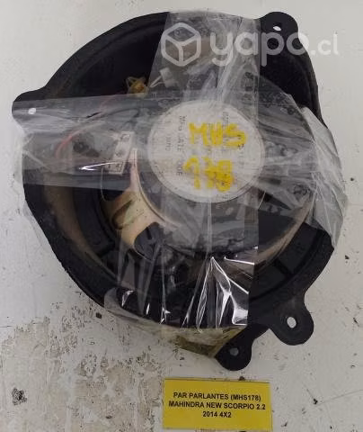 Par Parlantes (MHS178) Mahindra New Scorpio 2014