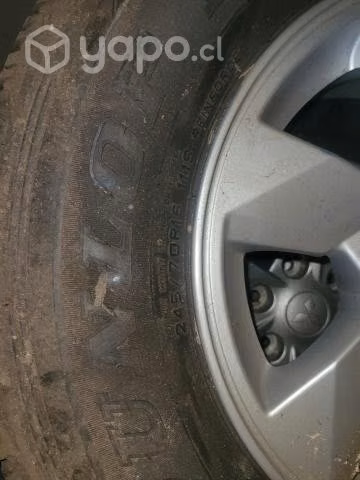Neumaticos ,llantas y tuercas originales - Imagen 3